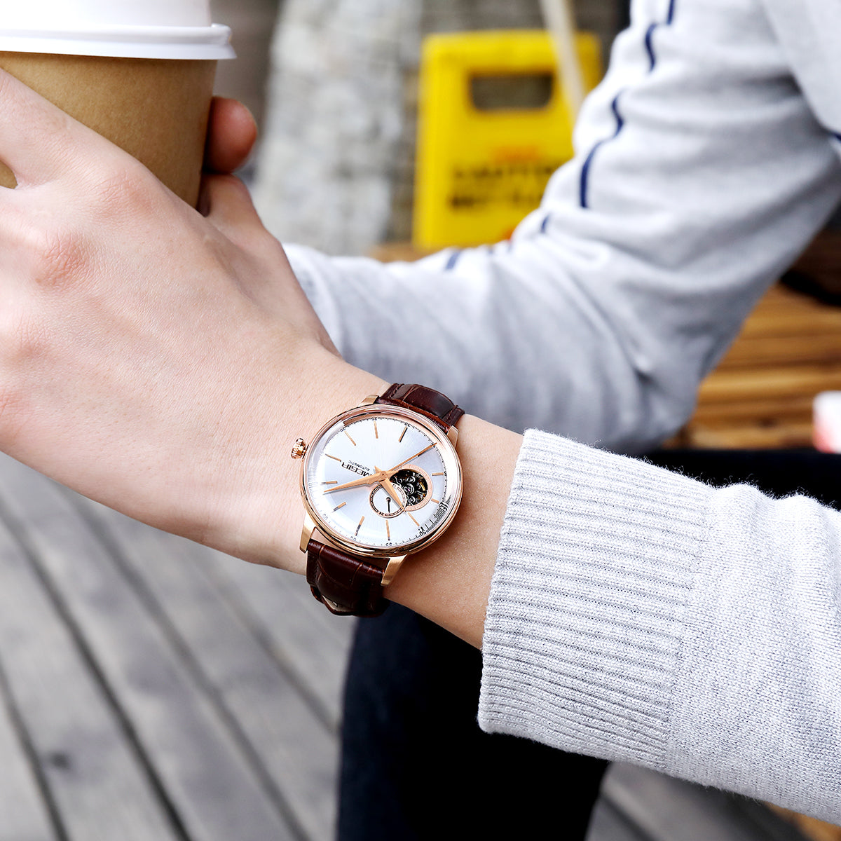 MEGIR Automatic Men's Watch Mechanical Movement Leather Strap Luxury Business Watches 5ATM Waterproof Big Dial Clock Wristwatch 62057